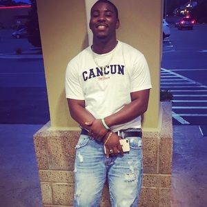 Meet your Posher, Laquan